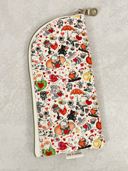 Glasses Case - Critterosity Wittle Wovers