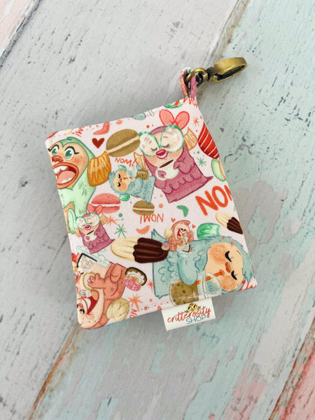 Mini Wallet - Critterosity Snack Squatches