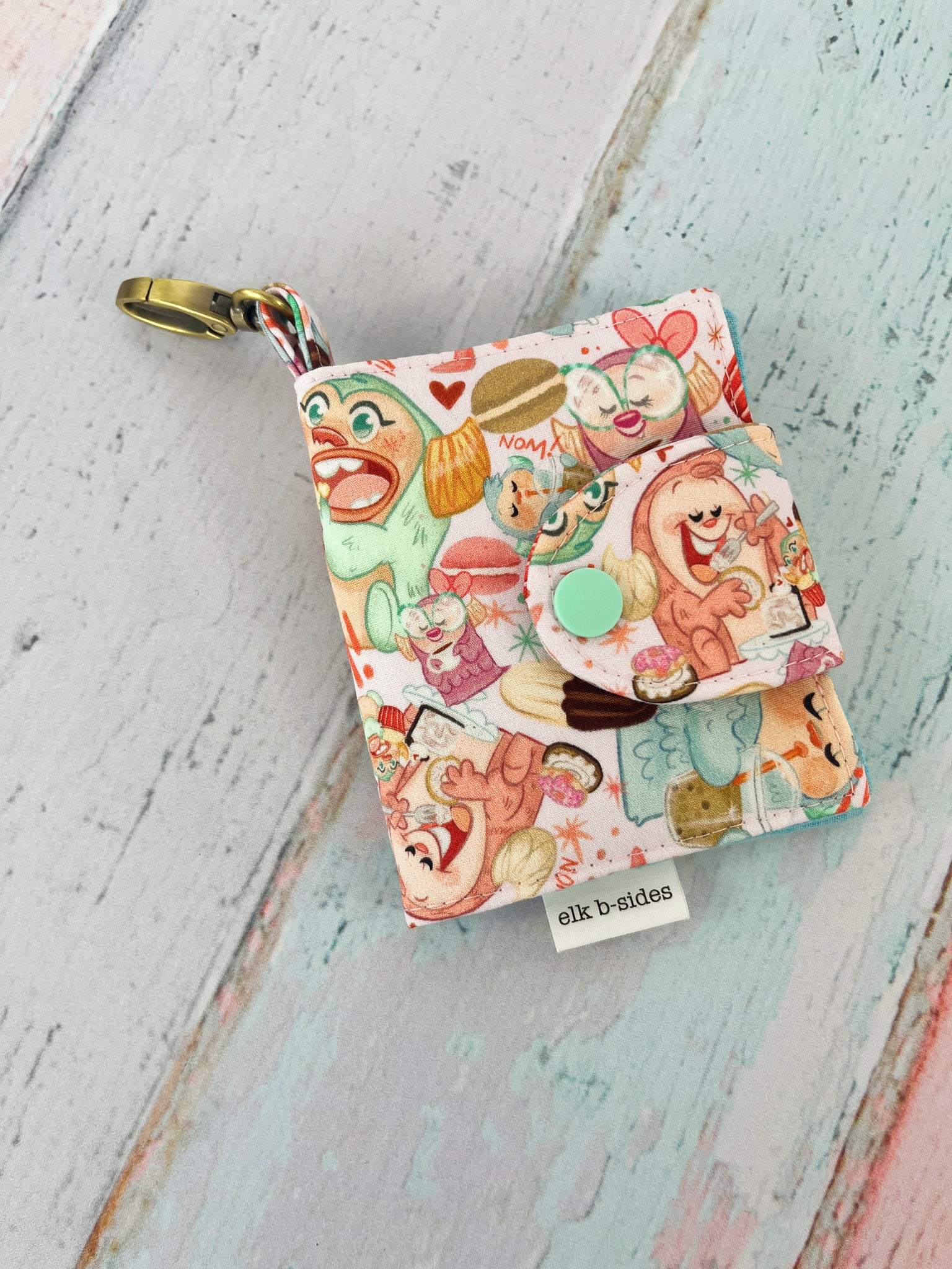 Mini Wallet - Critterosity Snack Squatches