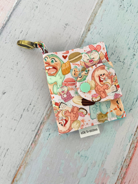 Mini Wallet - Critterosity Snack Squatches